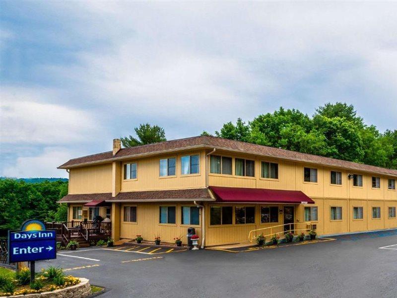 Days Inn By Wyndham Wurtsboro Buitenkant foto