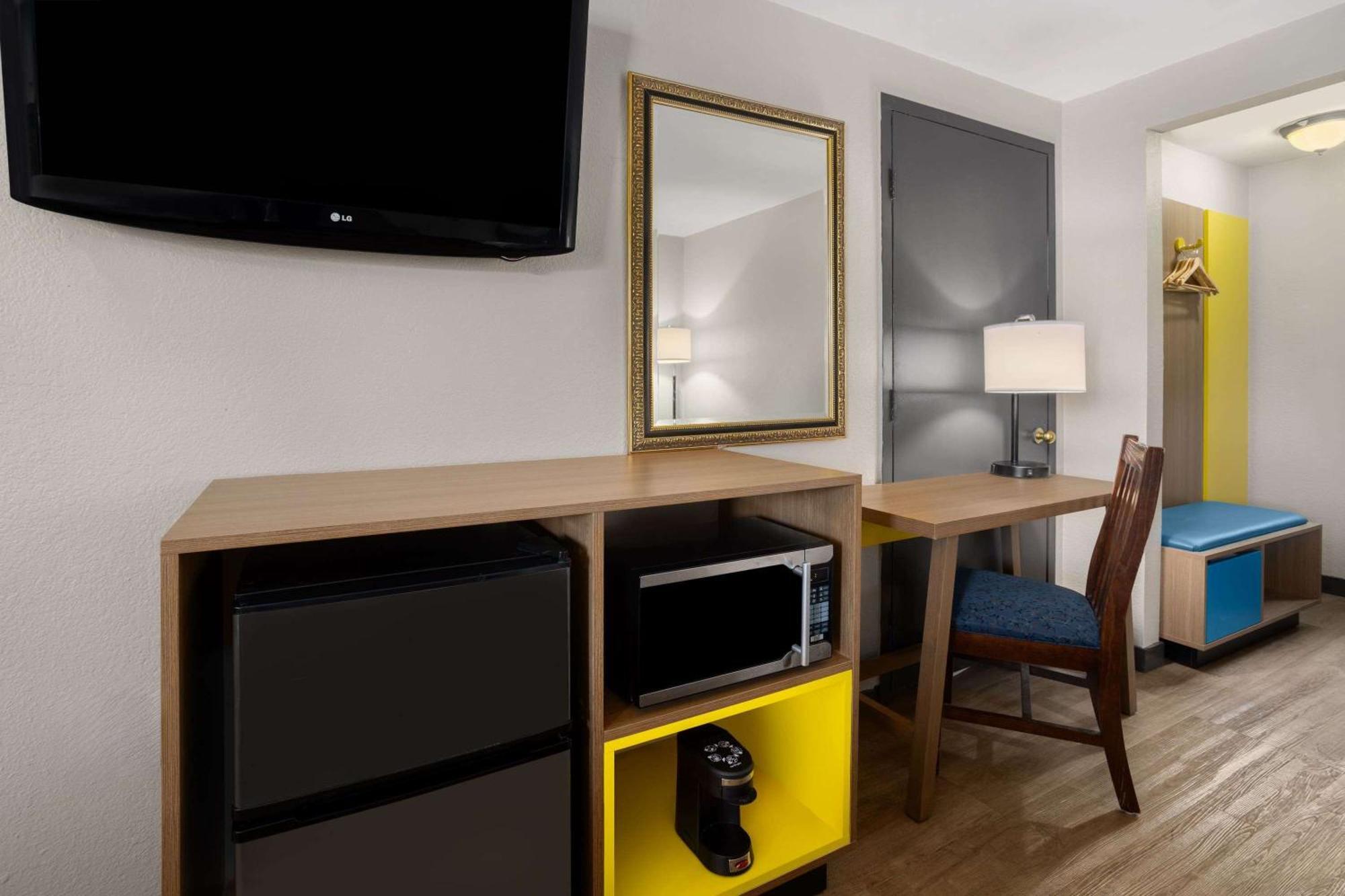 Days Inn By Wyndham Wurtsboro Buitenkant foto